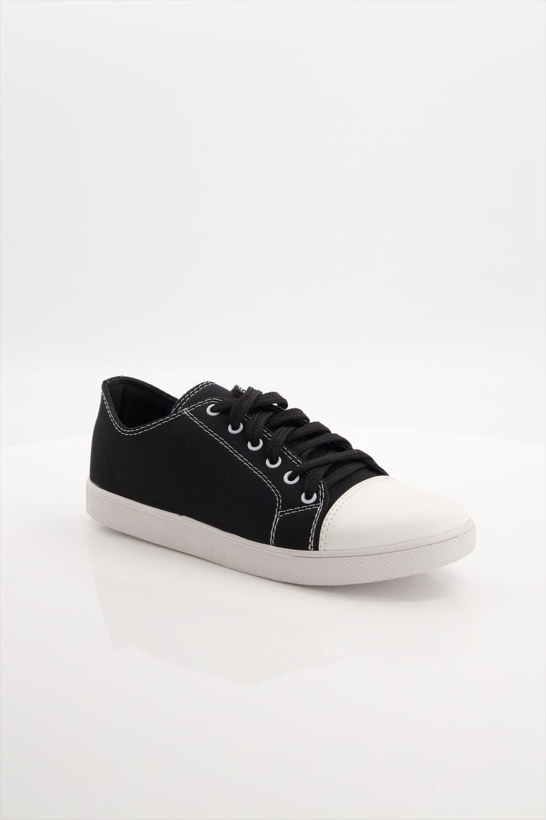 Unisex Black Canvas Shoes