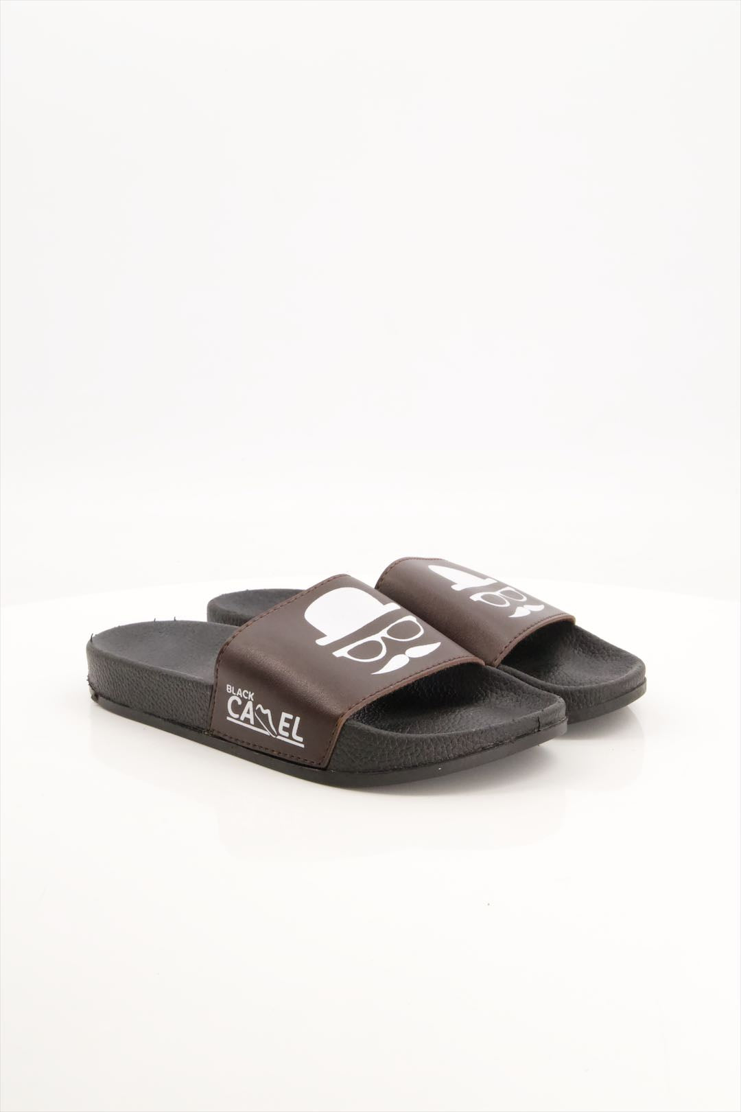 Black Camel Dari Mouch Slide