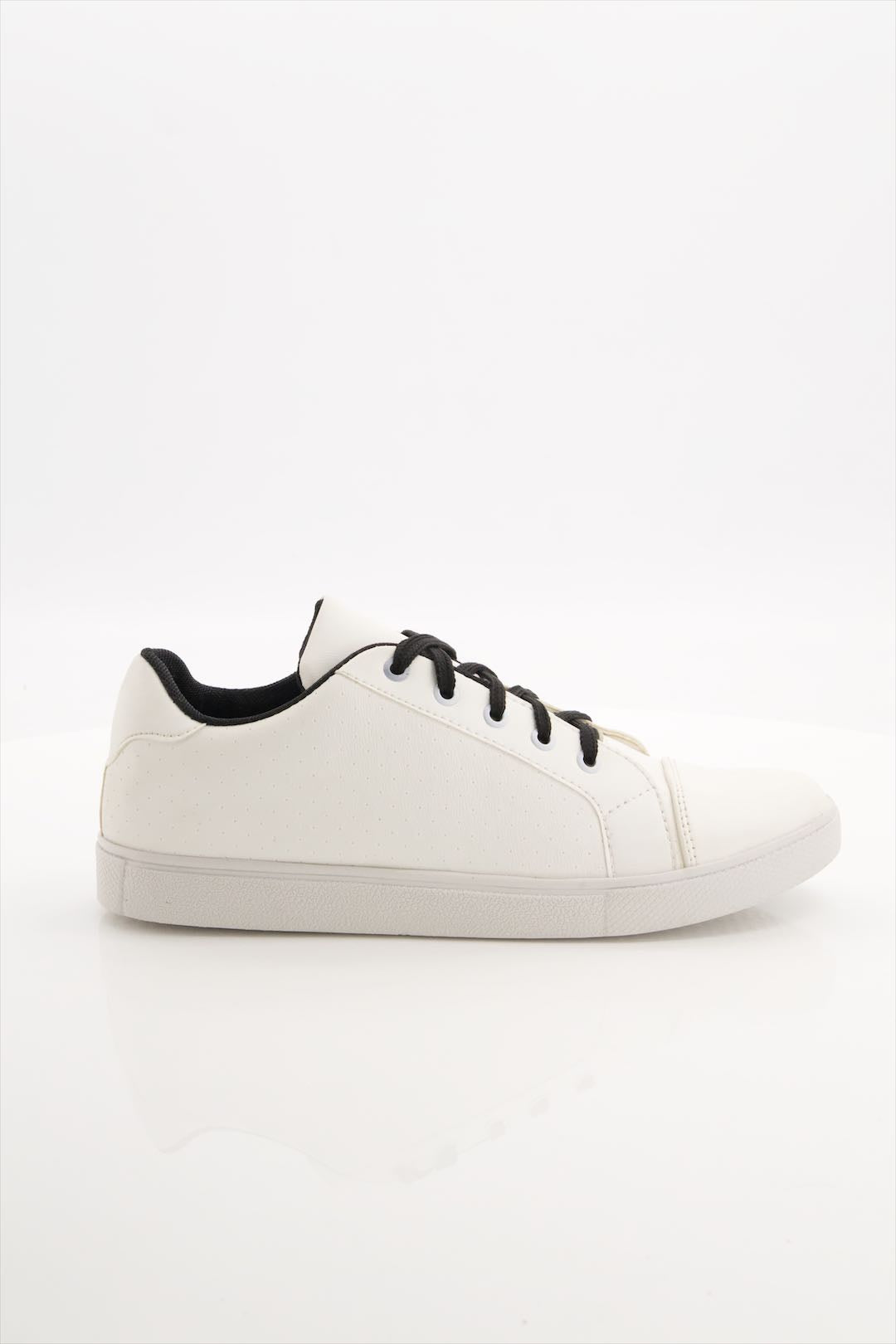 Canvas Low Cut Sneakers