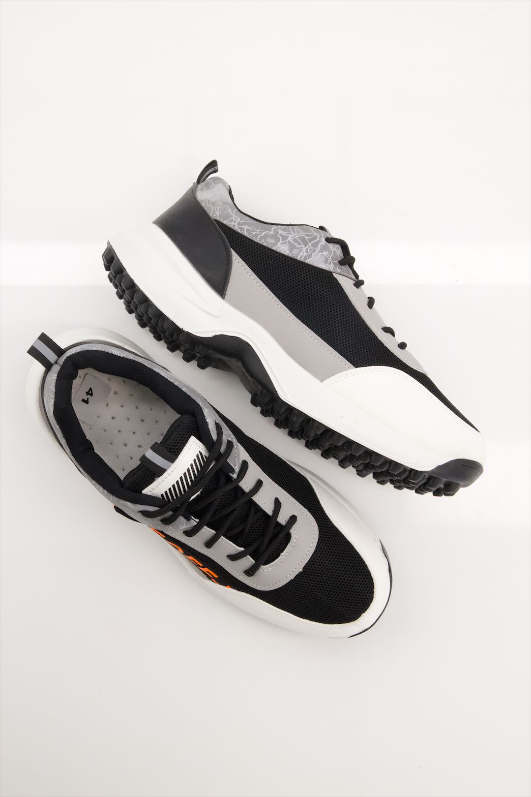 High Gripper Jogger Shoes