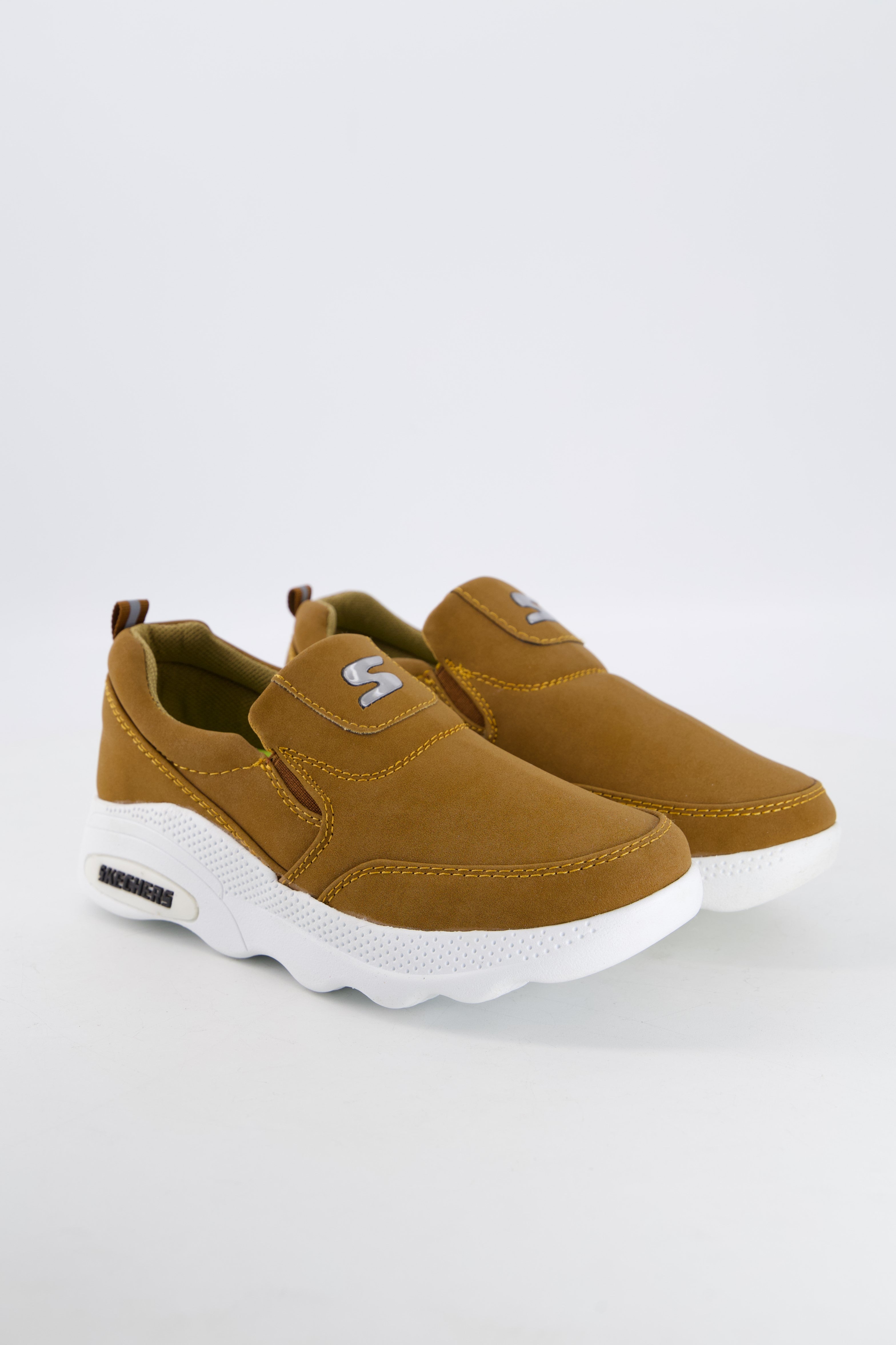 Black Camel Skecher 510