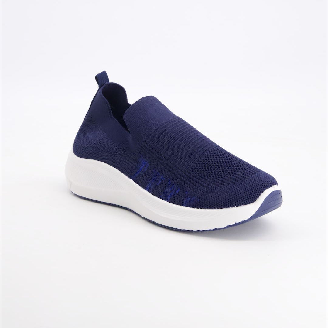 blue skecher shoe 