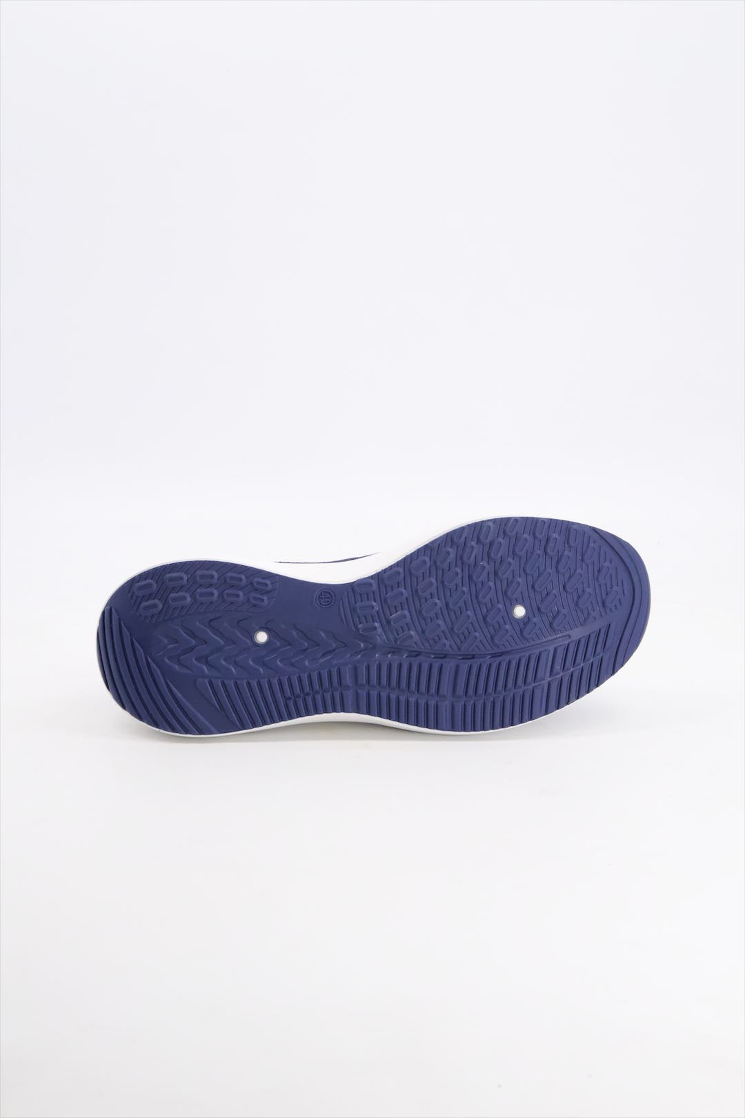 blue skecher shoe 